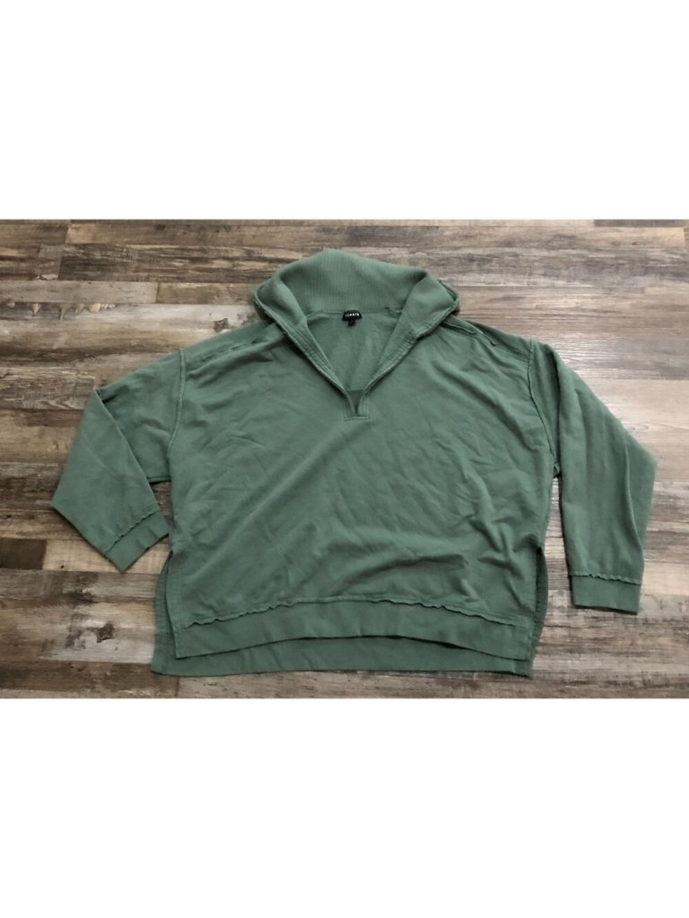 Torrid Womens 1X Green V Neck Oversized Sweatshirt Collared Neckline